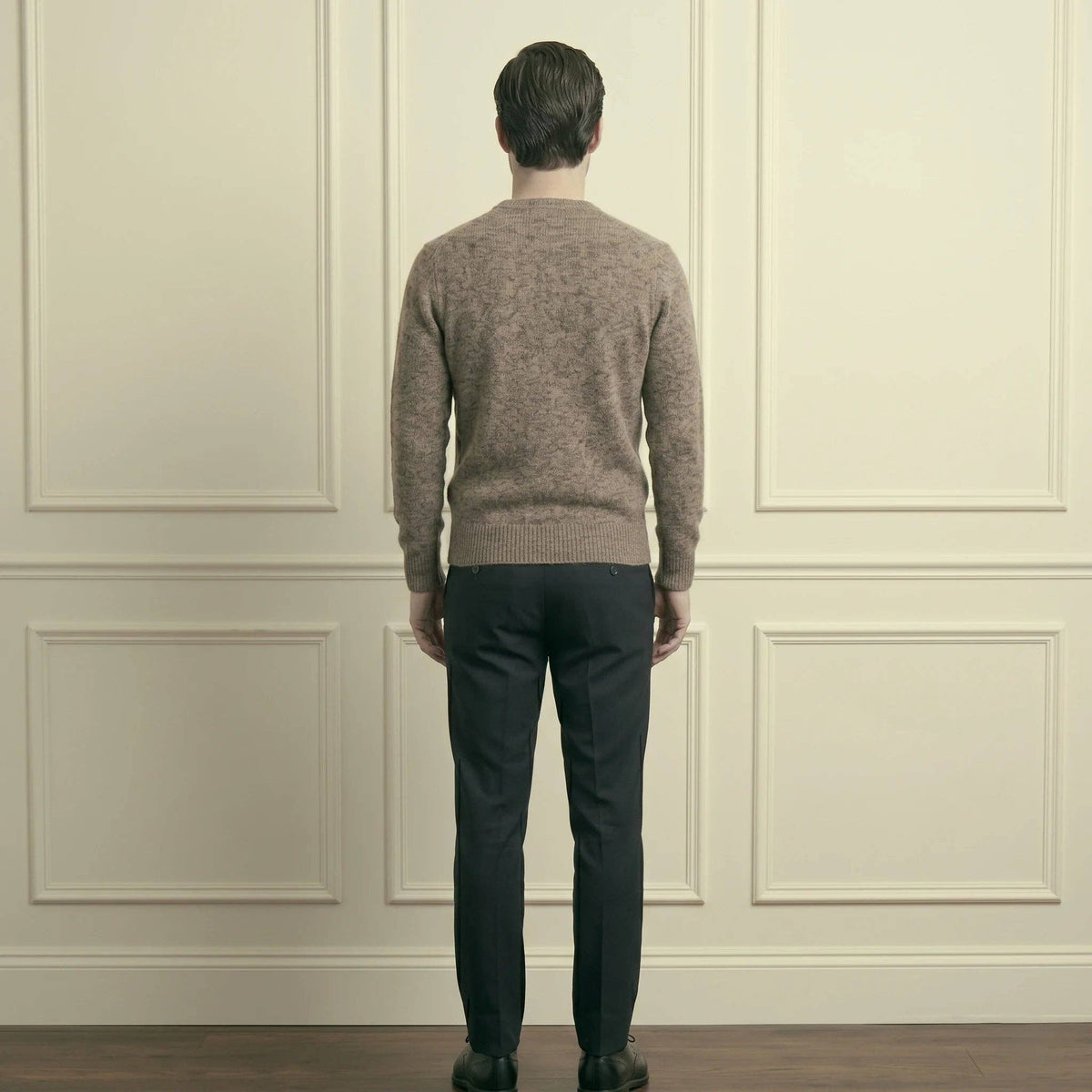 LUMUSAE LLC - Men's Cashmere Crewneck Sweater - The Original