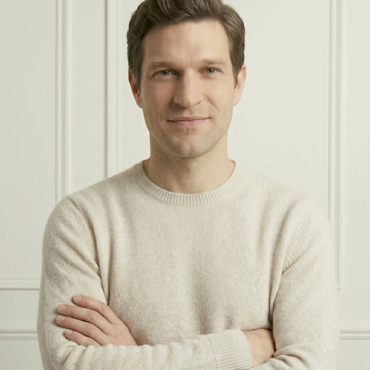 LUMUSAE LLC - Men's Cashmere Crewneck Sweater - The Original