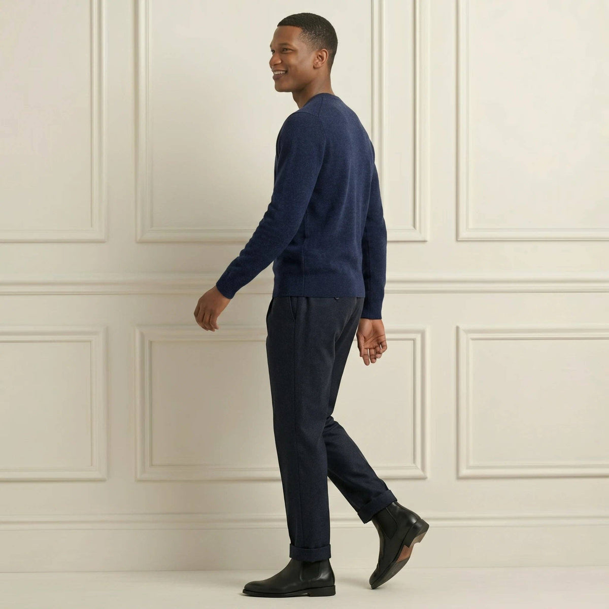 LUMUSAE LLC - Men's Cashmere Crewneck Sweater - The Original