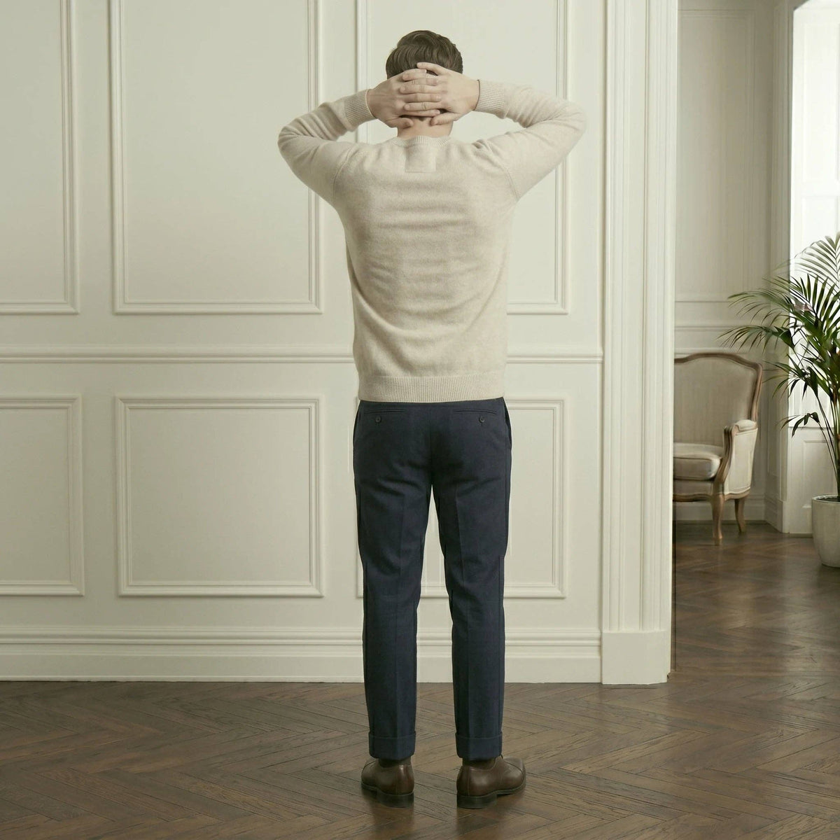 LUMUSAE LLC - Men's Cashmere Crewneck Sweater - The Original